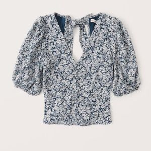 Abercrombie & Fitch Bow-Back Blouse
SKU: 642350141
Color: GREEN FLORAL